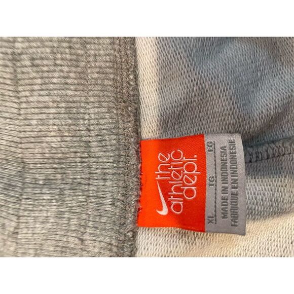 Nike Women's Gray Sweat Shorts XL Athleisure Lounge Drawstring Waist - Picture 7 of 9